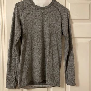 Black and white mens long sleeve lululemon performance shirt